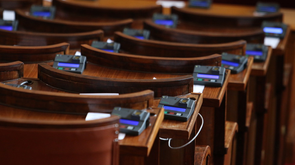 Вътрешната комисия в парламента отхвърли ветото на президента върху Закона за МВР