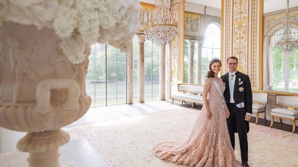 Шведската принцеса Виктория, която се омъжи за обикновен човек от народа, празнува 10 години щастлив брак