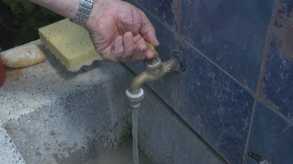Шокираща сметка за вода: Как ВиК отчете 850 кубика потребление на едно домакинство?