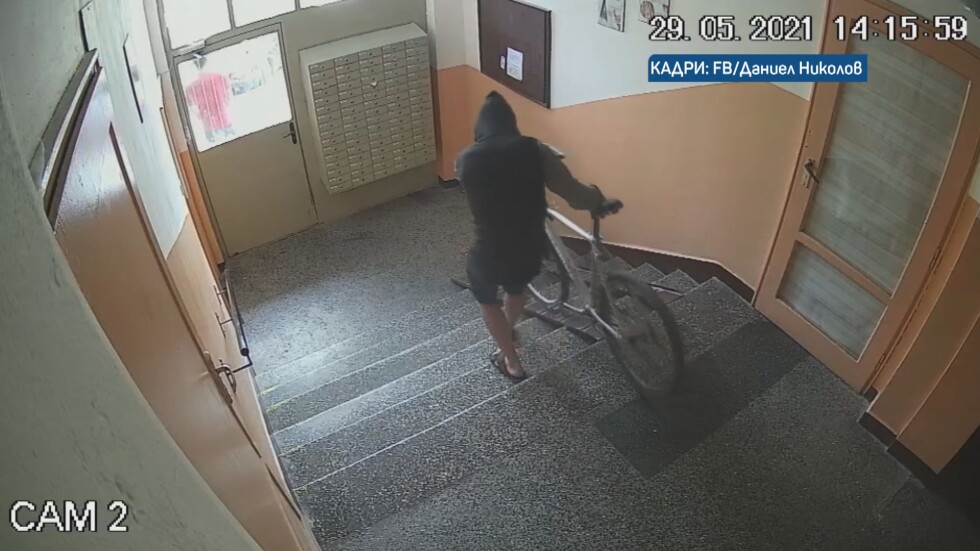 Кражба на колело посред бял ден във Варна: Собственикът не вярва да го намери 