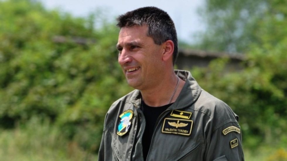 Съобщиха кой е пилотът на падналия в Черно море изтребител