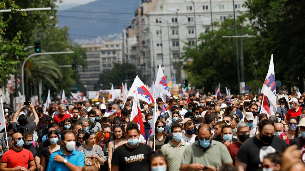 24-часова национална стачка готвят синдикатите в Гърция на 16 юни
