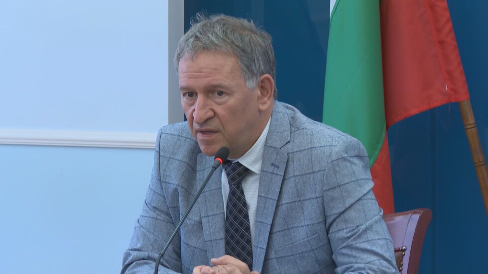 Д-р Кацаров: Националният ваксинационен щаб ще бъде преструктуриран