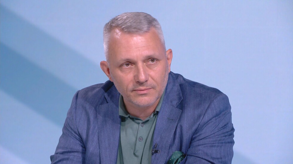 Хаджигенов иска изслушване на Рашков и Стоилов в НС заради Гешев 