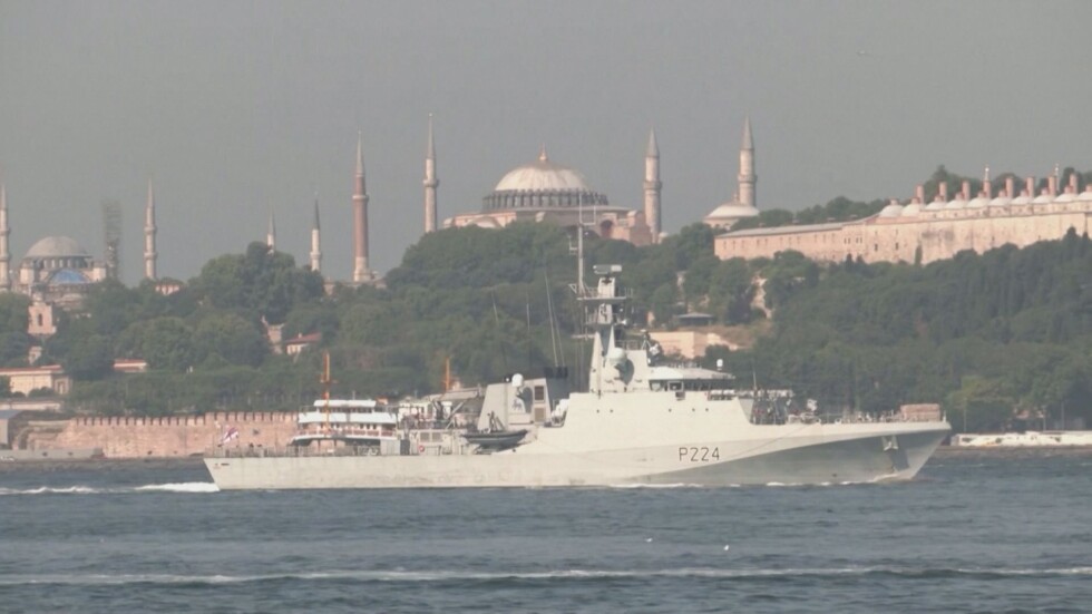 Още един британски военен кораб навлезе в Черно море