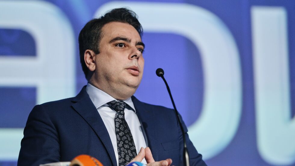 Асен Василев е уверен, че България скоро ще приеме еврото