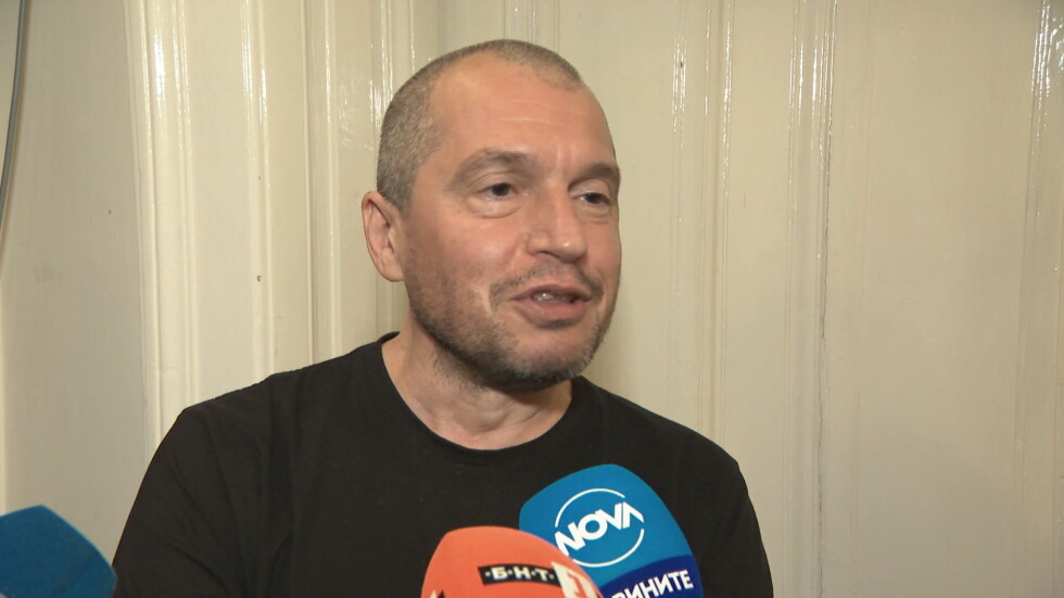 Тошко Йорданов: Петков и хората му продължават да тормозят депутатите ни да напуснат групата 