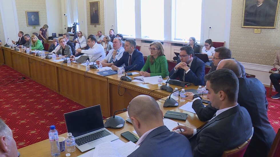 Външната комисия прие проекта на решение на ДБ за Северна Македония