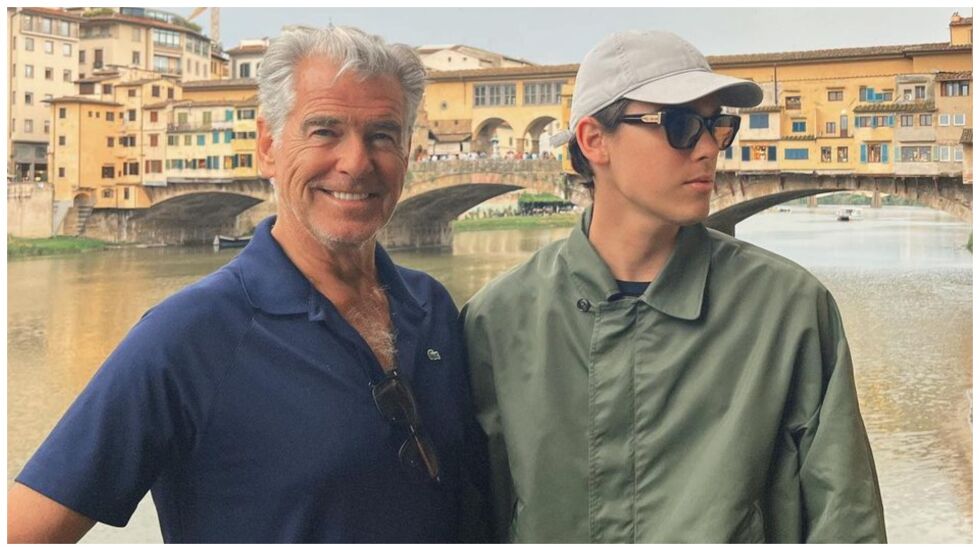 Пиърс Броснан и синът му Парис са на почивка в Италия и хората мислят, че са братя