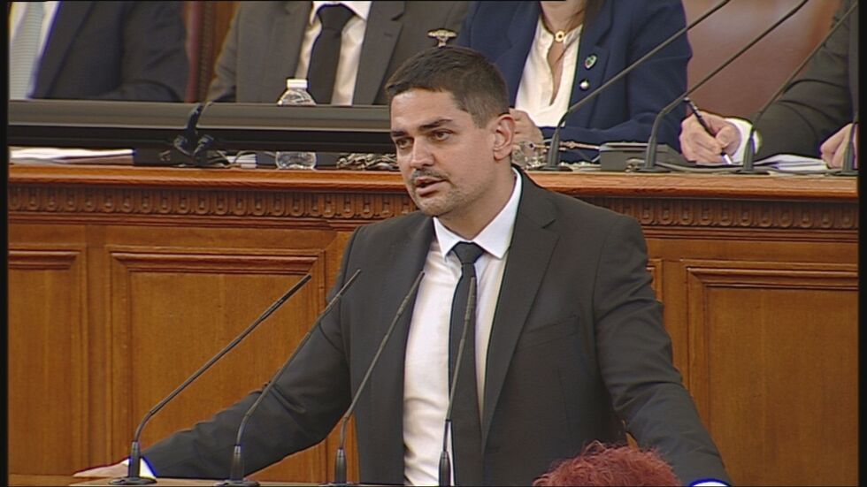 Радостин Василев: Тъжен ден за България е, ще бъде избрано най-позорното правителство