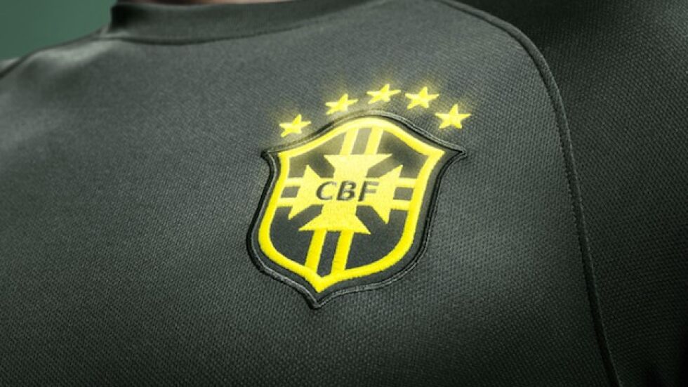 За първи път в историята: Бразилия в черно заради Винисиус