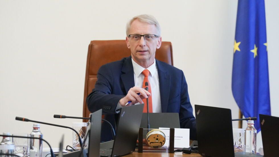 „На добър час“: Николай Денков откри първото заседание на новия Министерски съвет (СНИМКИ и ВИДЕО)