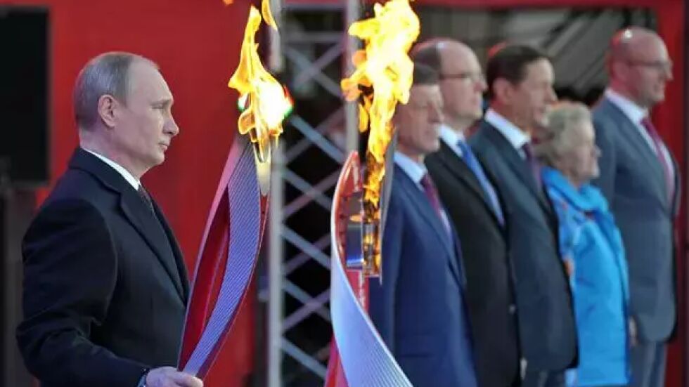 Скандал: Наши спортисти на игрите на Путин, спират им заплатите