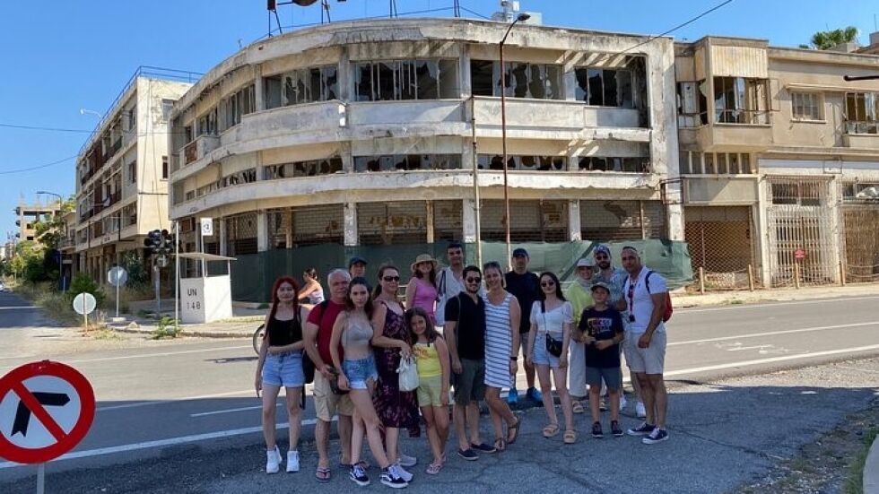 $76 за посещение: Призрачен курорт в Кипър е отворен отново въпреки недоволството (СНИМКИ)