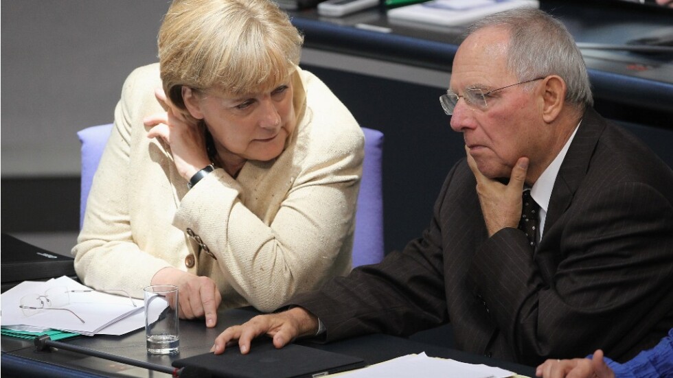 Меркел предлага своя министър на финансите за шеф на Еврогрупата