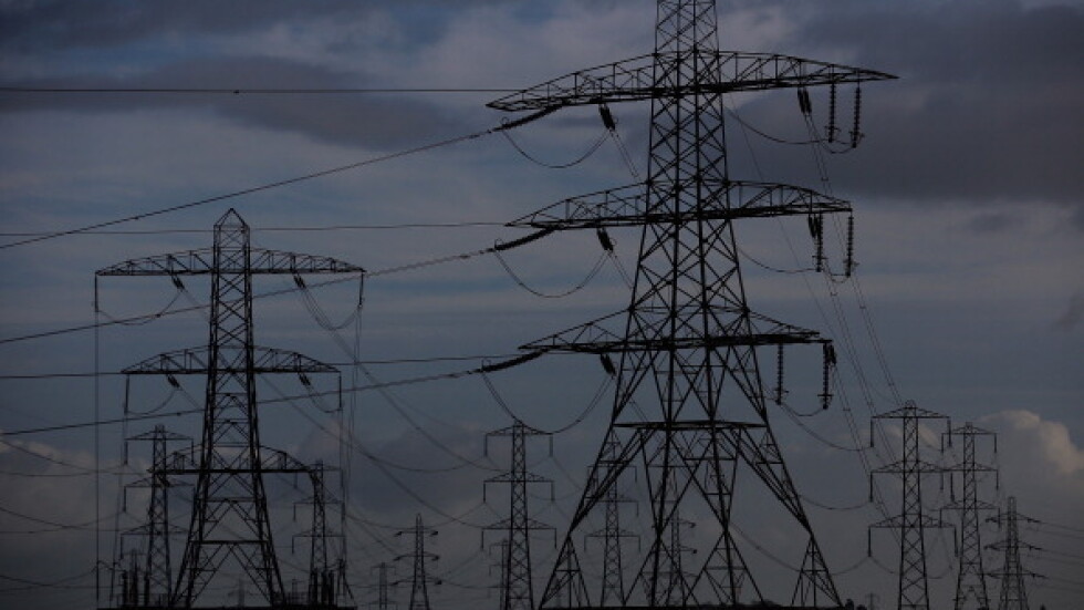 Енергийната комисия в НС одобри месец отсрочка за новите цени на тока 