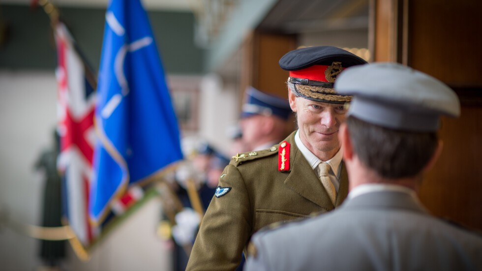 Вторият по ранг командир от НАТО инспектира специалните ни сили