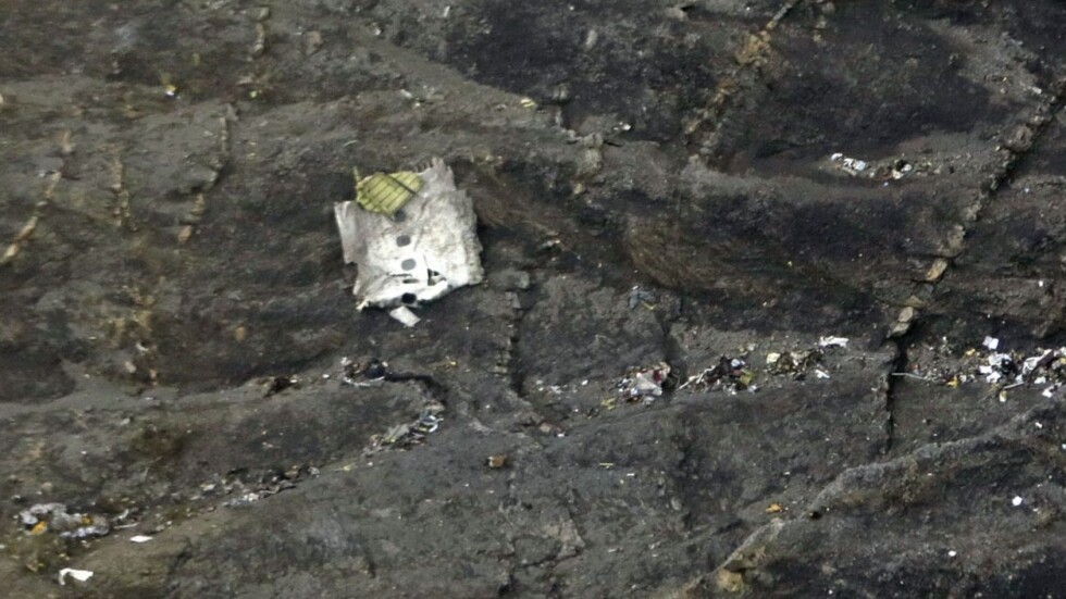 Самолетът на Germanwings е летял със 700 км/ч при удара в планината