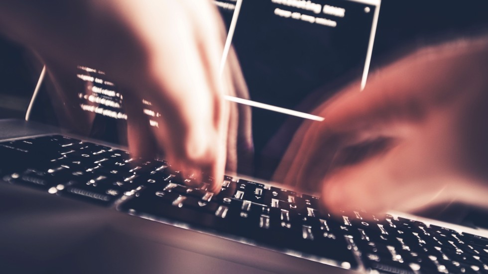 Хакери могат да разбият паролата ви само по шума от клавиатурата