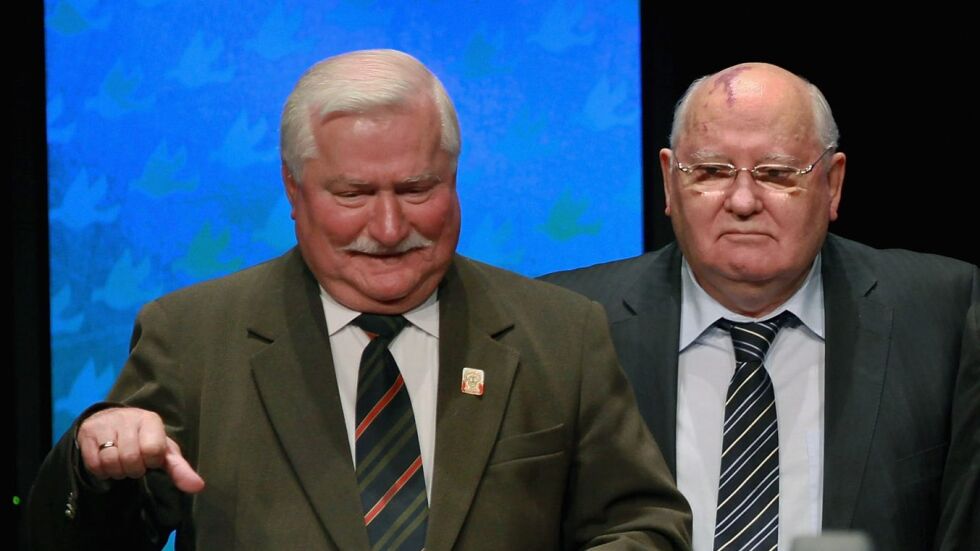 Горбачов, Валенса и краят на свободата