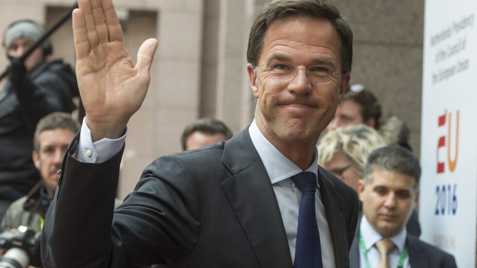 Партията на премиера Марк Рюте печели парламентарните избори в Холандия