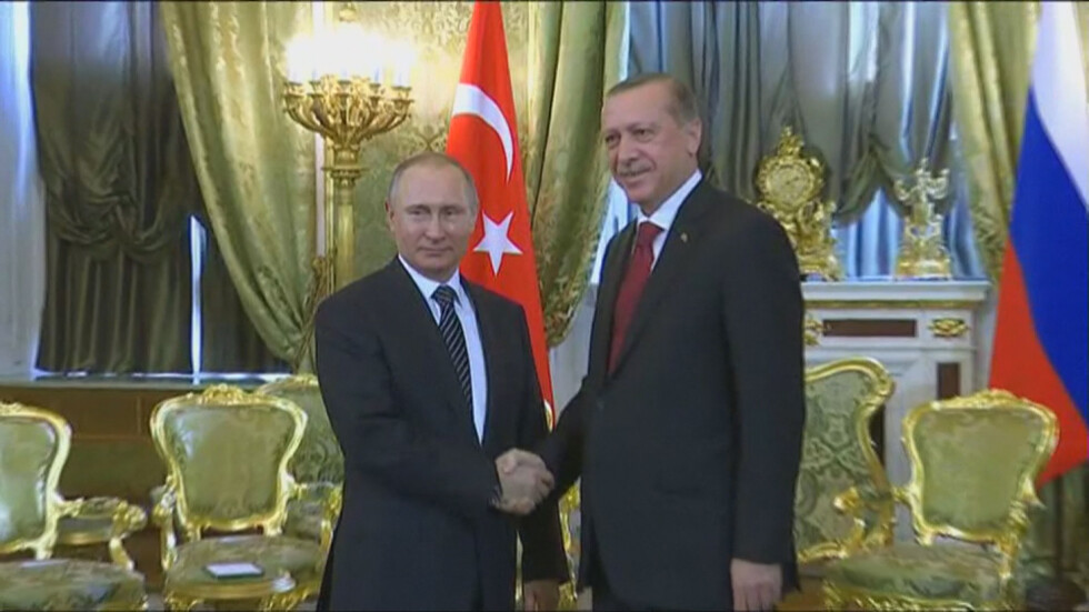Владимир Путин: Връзките между Русия и Турция се възстановяват с бързи темпове