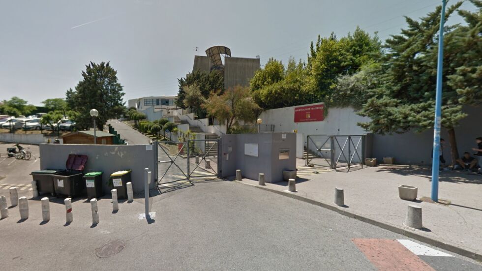 Младеж откри стрелба в училище във френския град Грас, има ранени
