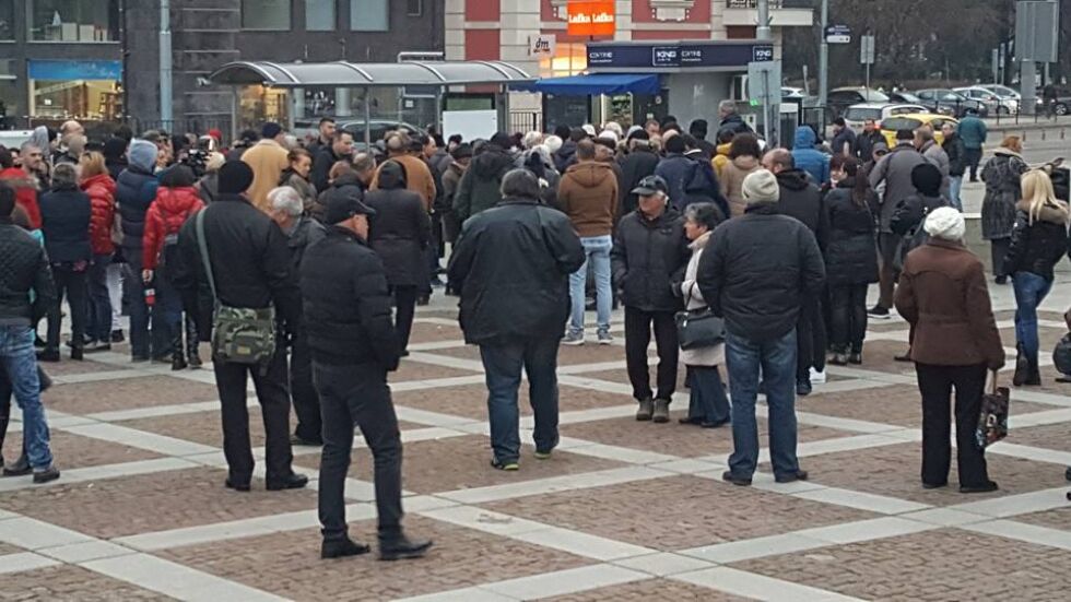 В Пловдив и Бургас отново имаше протести в защита на д-р Иван Димитров