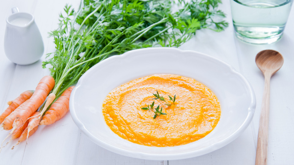 Тонизираща пролетна супа с моркови (рецепта)