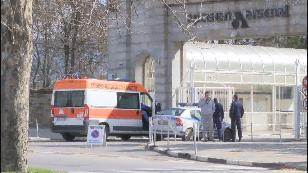 Мъж загина, друг пострада тежко при инцидент в завод „Арсенал” в Казанлък (ВИДЕО)