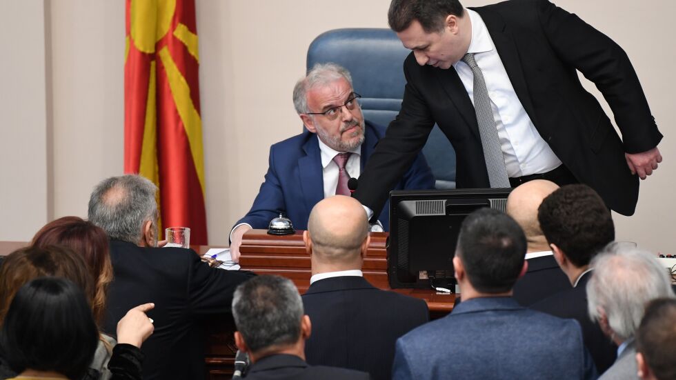 Албанският стана втори официален език в цяла Македония