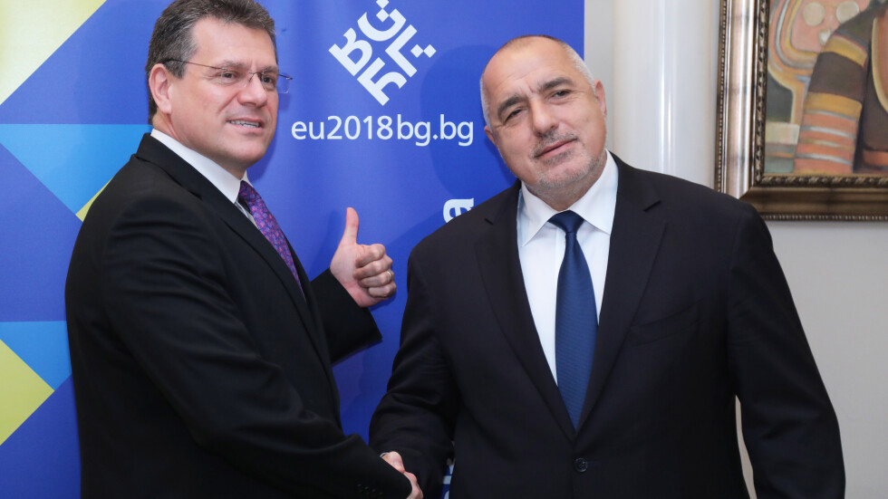ЕК ще следи за спазването на всички правила при сделката за ЧЕЗ в България