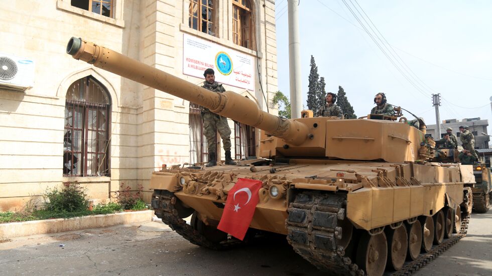 Турски вицепремиер: Турските сили няма да останат в Африн 