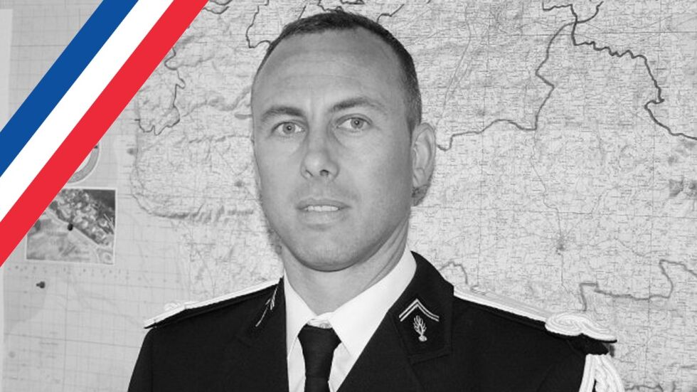 Френският полицай герой почина от раните си