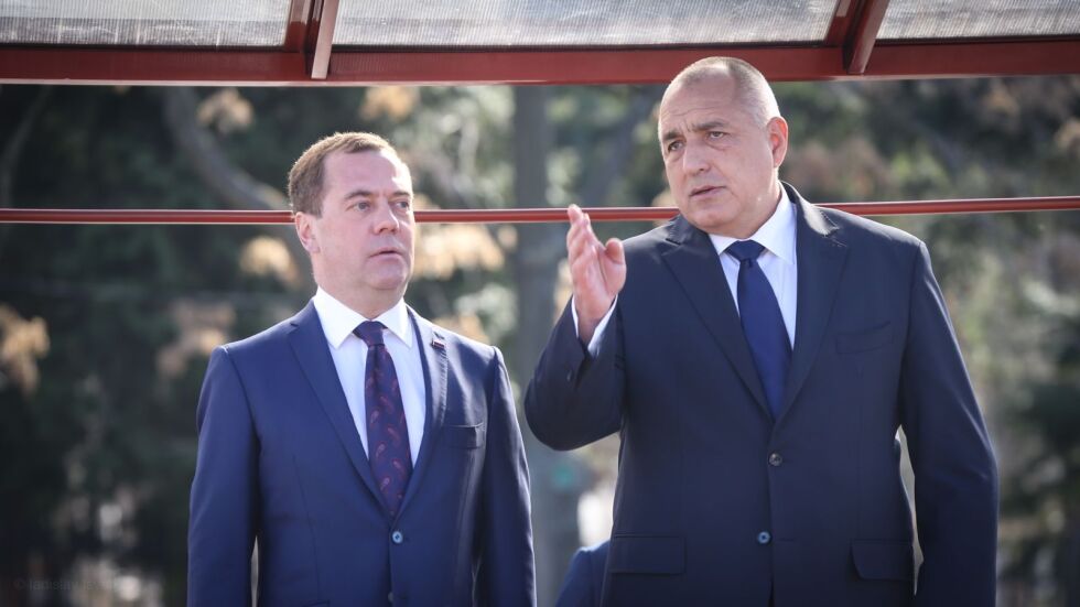 Борисов пред Медведев: На България ѝ се полага да участва в газовия пренос