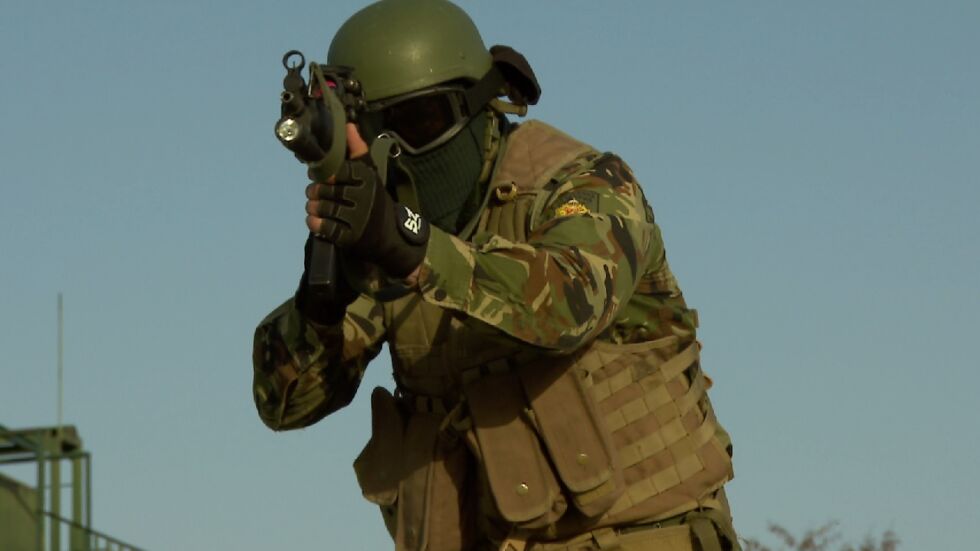 Командосите от армията да участват в акции на МВР, иска военното министерство