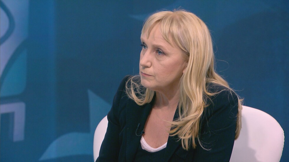 Елена Йончева пред bTV: Не очаквах да се изправя срещу Станишев, не ми беше леко