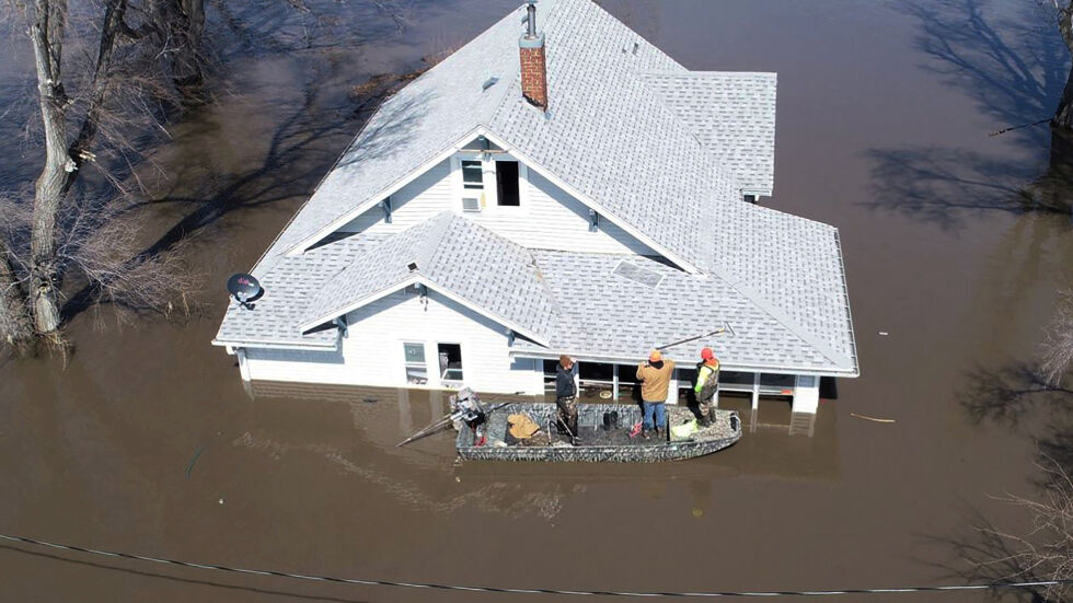 Трима души загинаха при наводнения в САЩ 