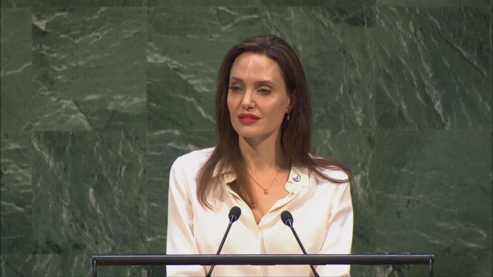 Анджелина Джоли призова за равенство между половете