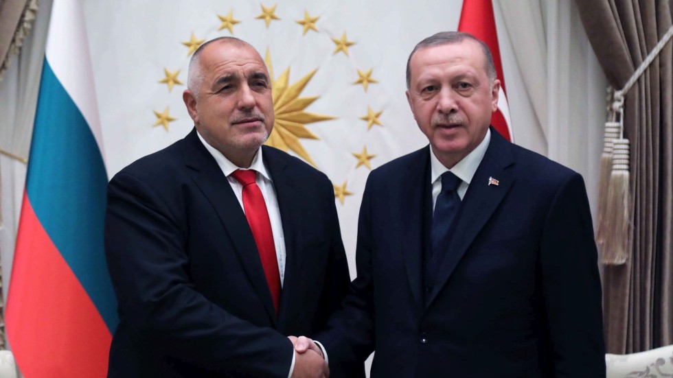 „Шпигел“: Борисов и Цацаров са екстрадирали хора в Турция в нарушение на международни конвенции