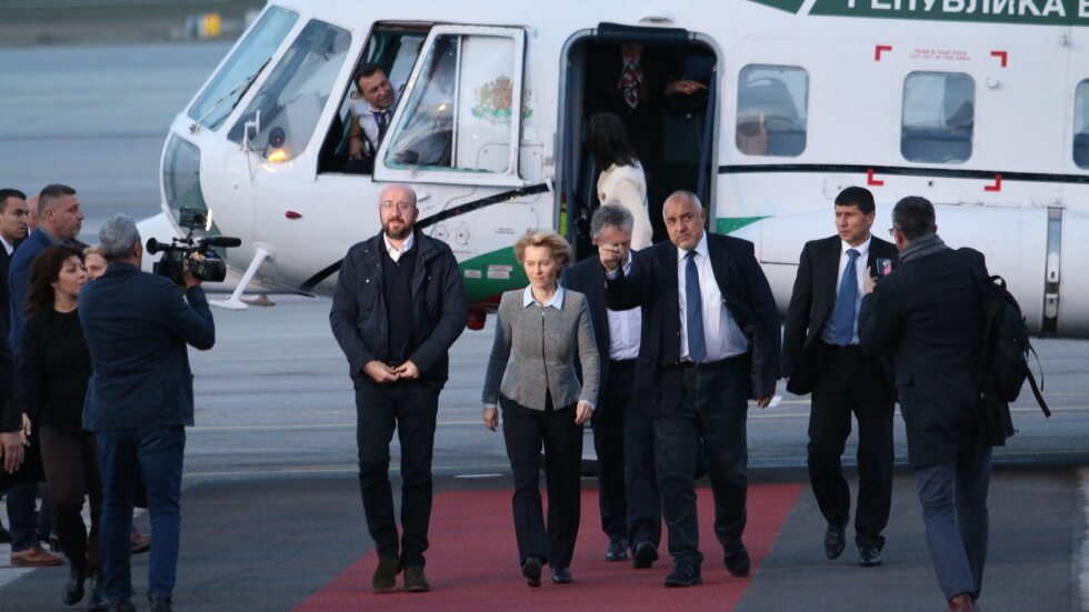 Премиерът и евролидерите кацнаха в София (ВИДЕО)