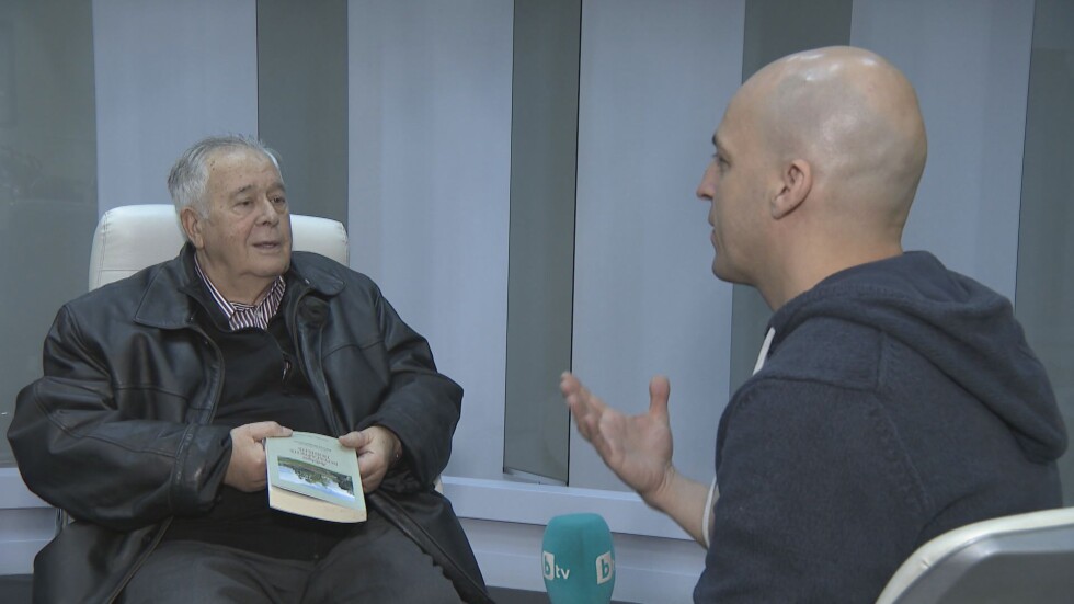 Гръцкият преводач на „Бай Ганьо“: Интересът към книгата скочи заради корицата с Борисов 