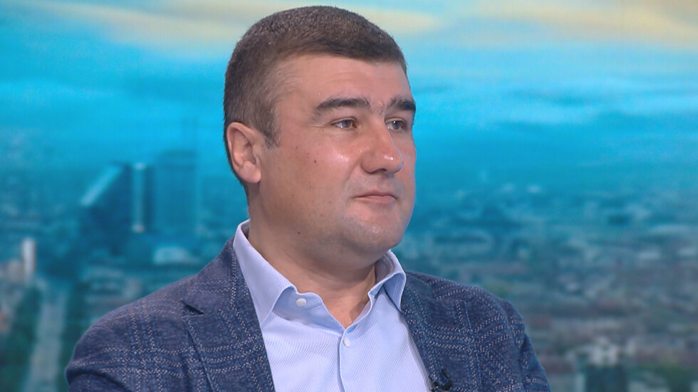 Димитър Зоров: Да се спрат промоциите в магазините, за да няма струпване на хора