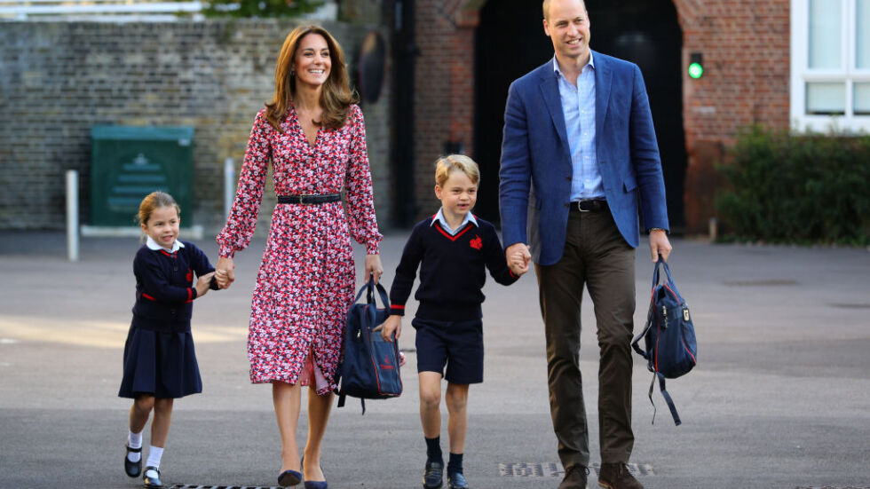 Принц Джордж и принцеса Шарлот ще се обучават у дома заради коронавируса