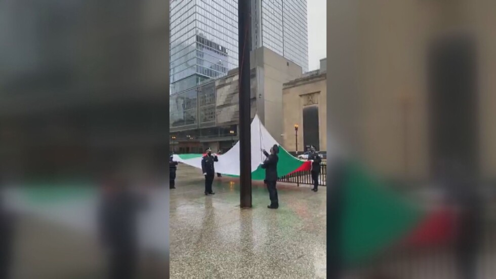 За 3 март: Българи в Чикаго вдигнаха българското знаме (ВИДЕО)