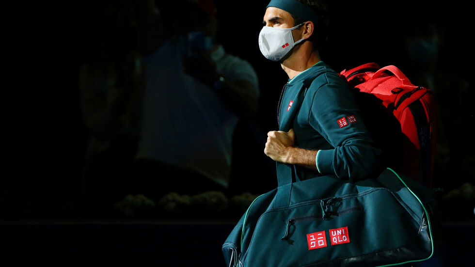 Година по-късно: Федерер преговаря правилата в тениса (ВИДЕО)