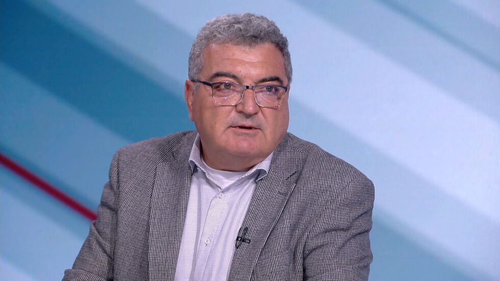 Д-р Данчо Пенчев: В България няма нежелани реакции от проверяваната партида на „АстраЗенека“