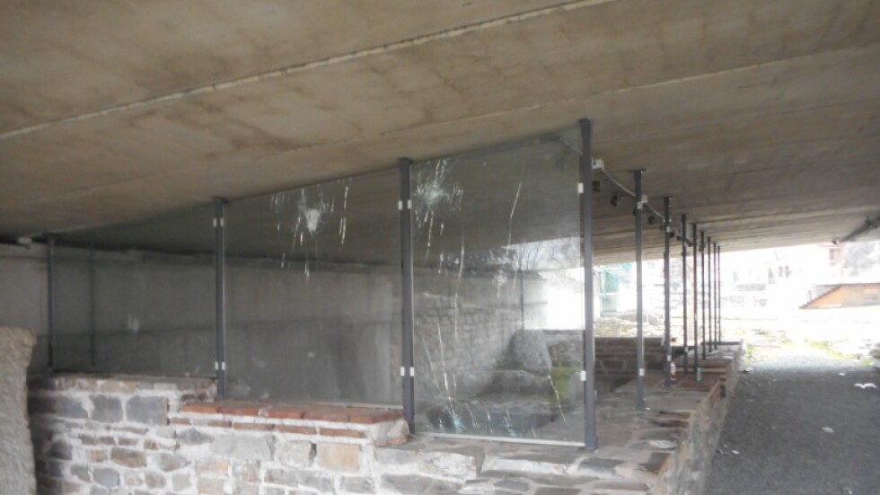 Вандали са повредили реновирания античен форум в Стара Загора