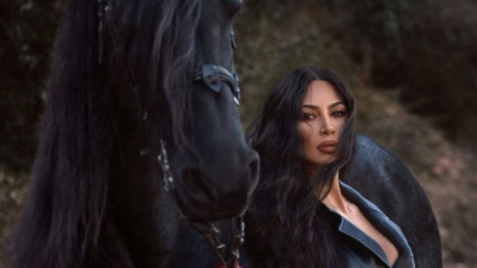 Кендъл Дженър създаде нов парфюм, вдъхновен от любовта й към конете 