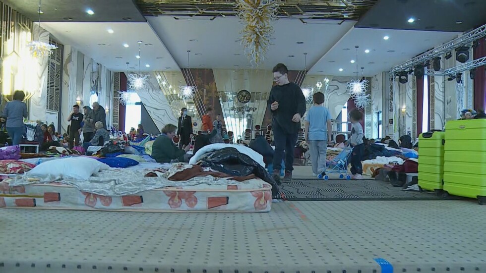 Над 5 млн. лева ще получат 171 хотелиери, приютили украинци